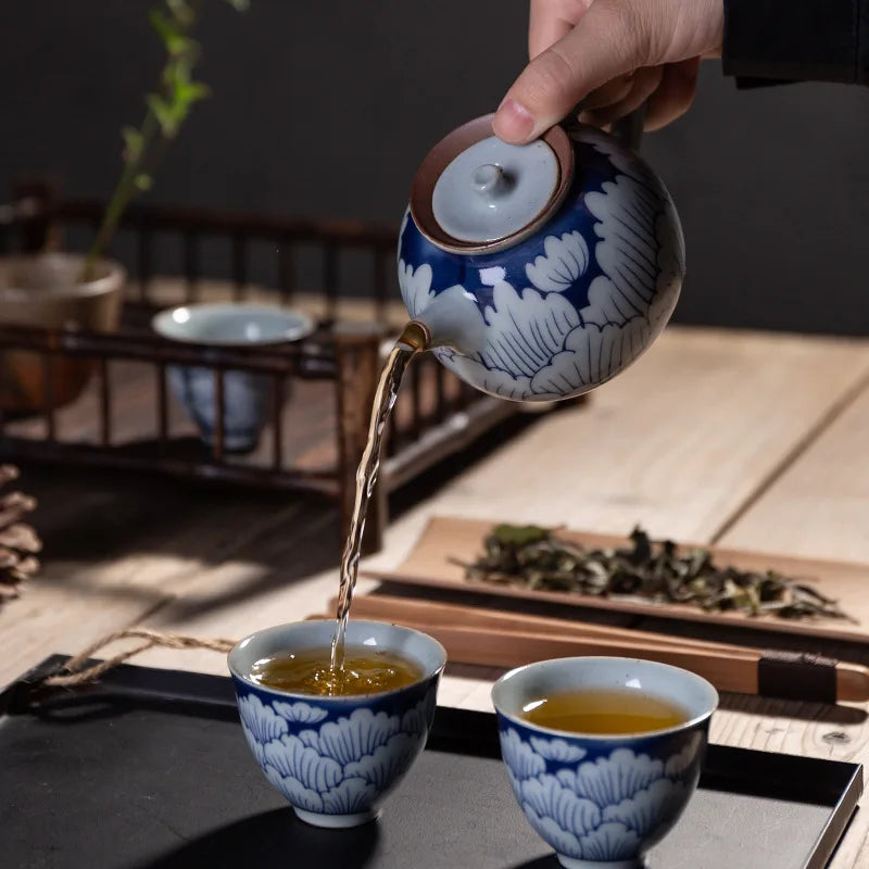 Seiho Teapot